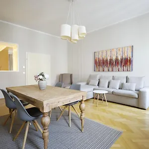 Heymi Karlsplatz Appartement Vienne